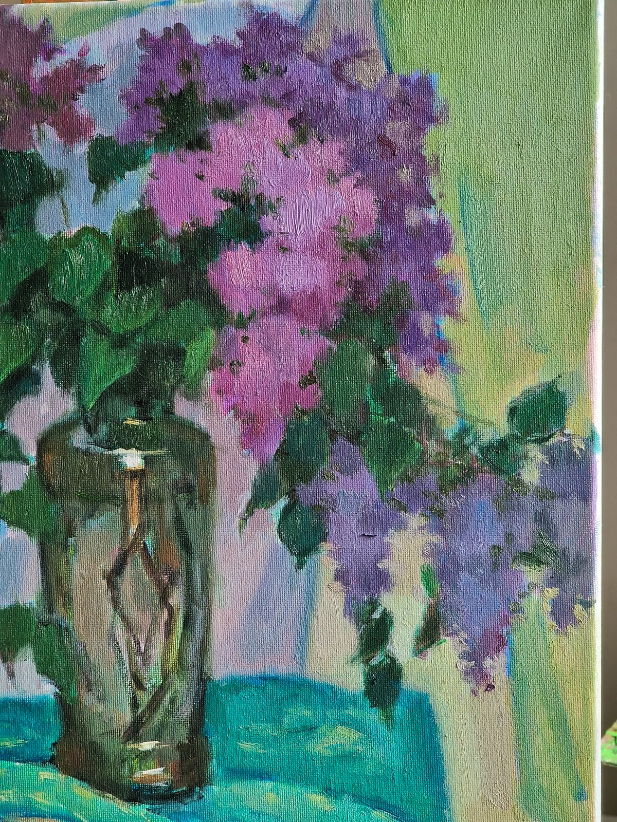 A bouquet of lilacs in the artist's studio VBP250503 P250503 6 A bouquet of lilacs in the artist's studio - Image 7
